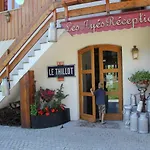 木屋 Alpine Near Cafes