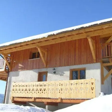 Chalet With Skiing And Horse Riding Nearby * Le Menil