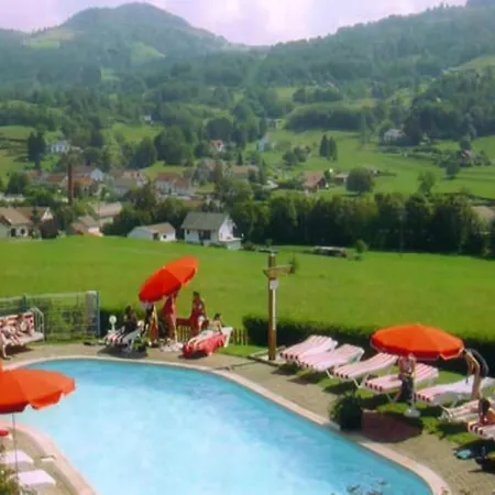 Chalet Alpine Near Cafes *