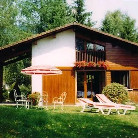 Alpine Near Cafes * Le Ménil