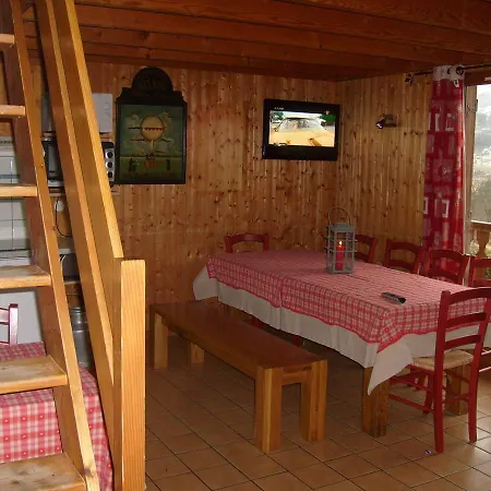 Chalet With Skiing And Horse Riding Nearby * Le Menil
