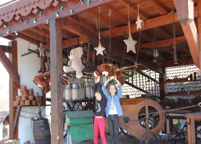 Alpstuga Alpine Near Cafes Le Ménil