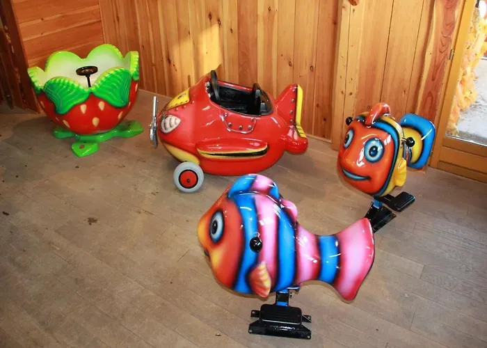 Alpine Near Cafes Alpstuga Le Ménil