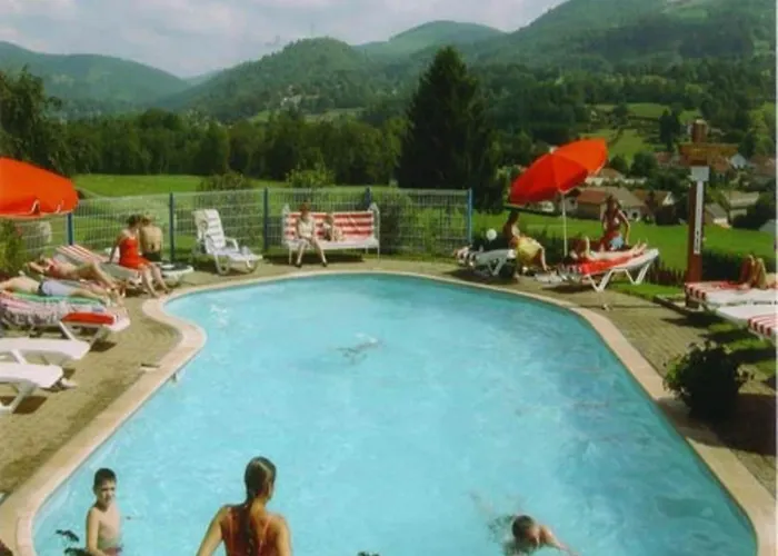 Alpine Near Cafes Le Ménil