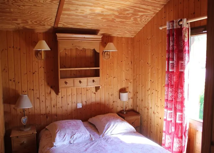 Alpine Near Cafes * Le Ménil